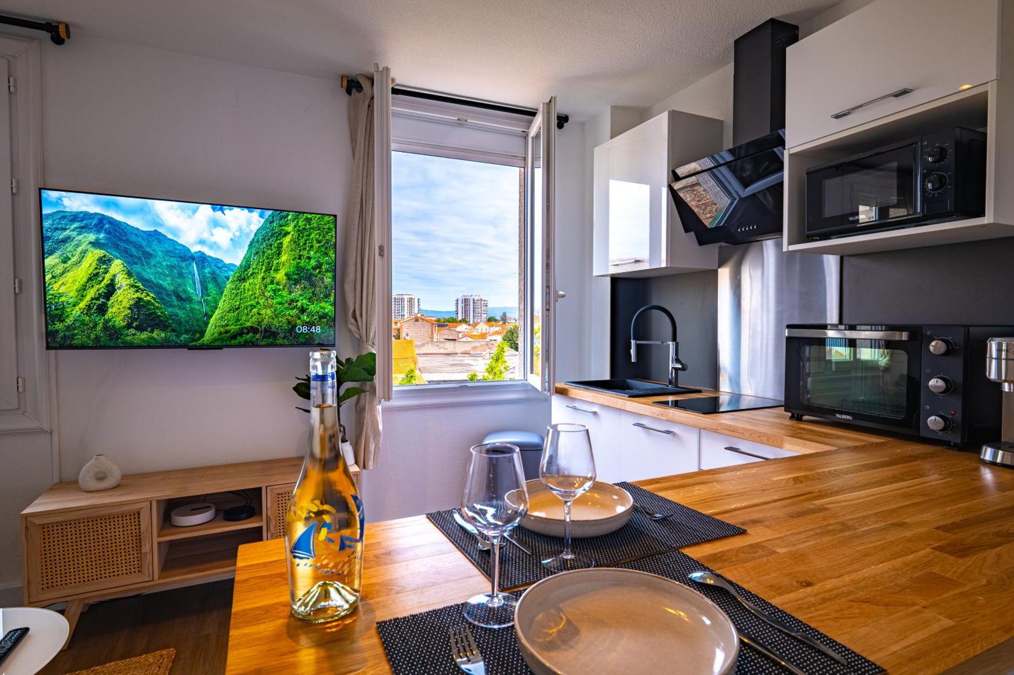 Les Suites Du Castillet Перпиньан Экстерьер фото
